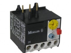 MOELLER|